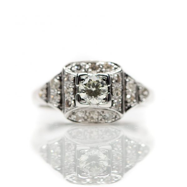 , Antique Diamond Engagement Ring 0.60ct diamond center