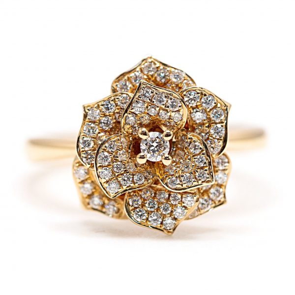 , 18kt Rose Gold Diamond Flower Fashion Ring