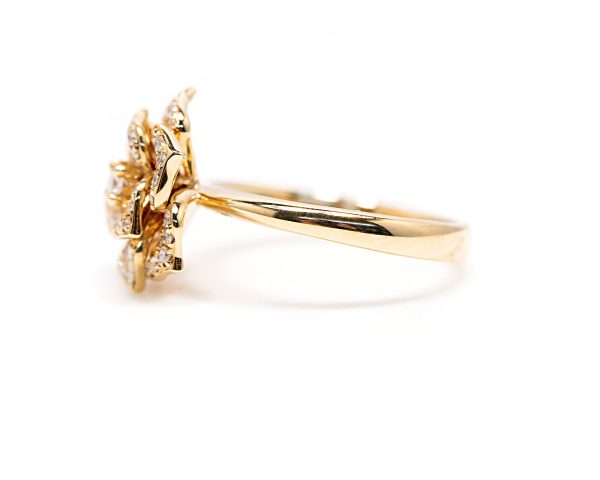, 18kt Rose Gold Diamond Flower Fashion Ring