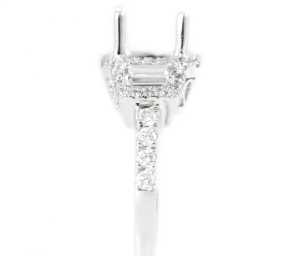 , Diamond Engagement Mounting with Round and Trapezoid Diamonds